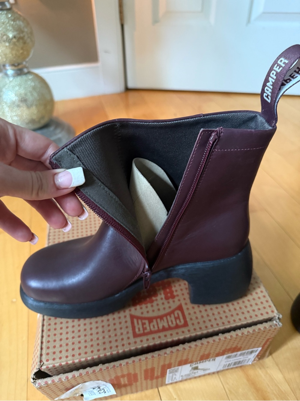 NWT Camper Thelma II Burgundy Leather Platform Ankle Boots - Picture 4 of 10